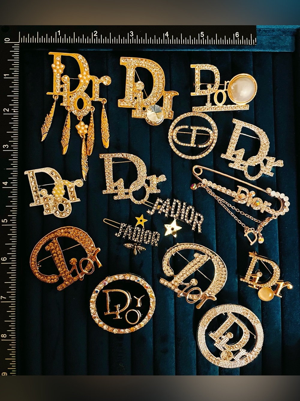 Lot of 15 Pieces Letter Brooch Gold Silver Tone Sparkling